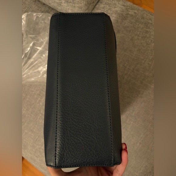 Matt & Nat Dwell Leather Backpack - Black - Brand New - Picture 10 of 12